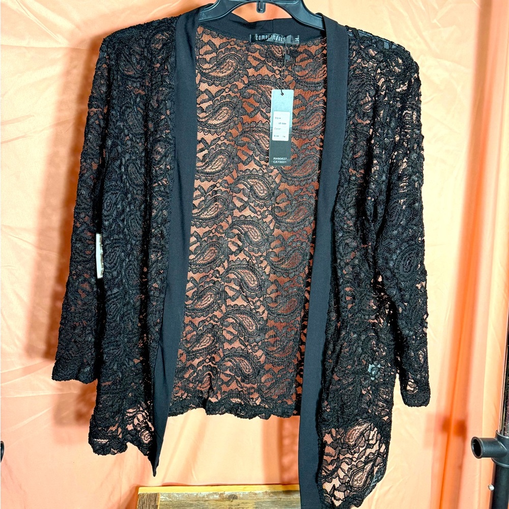 Compliments open front paisley print size 14